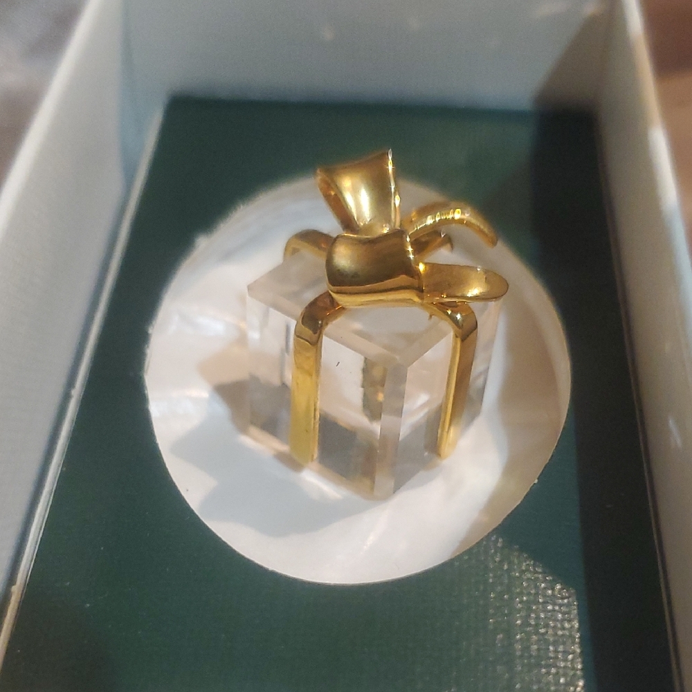 Swarovski Gold Bow Brooch